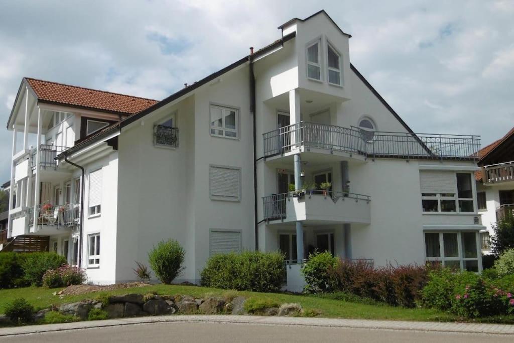 Sieben Tannen Titisee + Hochschwarzwald Card Apartment Exterior photo